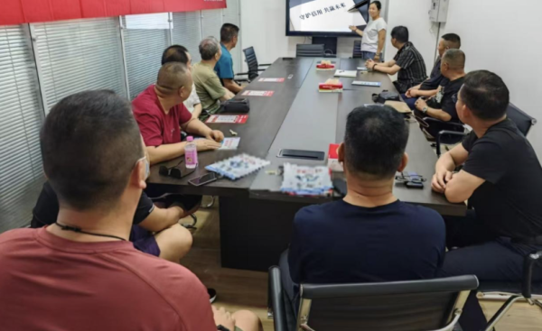 新宝策略 济阳街道京杭社区开展信用+反诈“双防线”志愿服务活动